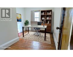 1364 DUNDAS STREET W, Toronto, Ontario