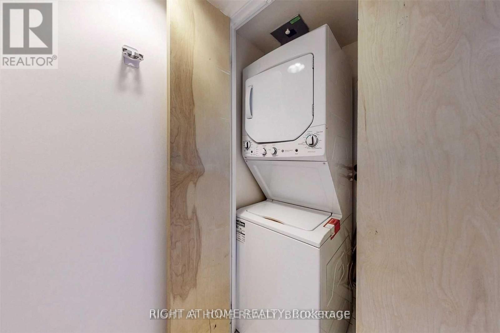 406 - 255 Richmond Street E, Toronto, Ontario  M5A 4T7 - Photo 34 - C12552512