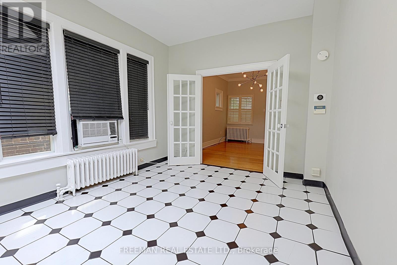 490 Montrose Avenue, Toronto, Ontario  M6G 3H1 - Photo 26 - C12552514