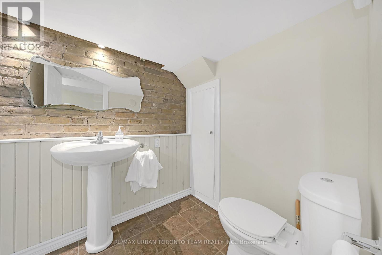 57.5 Sumach Street, Toronto, Ontario  M5A 3J6 - Photo 27 - C12552604