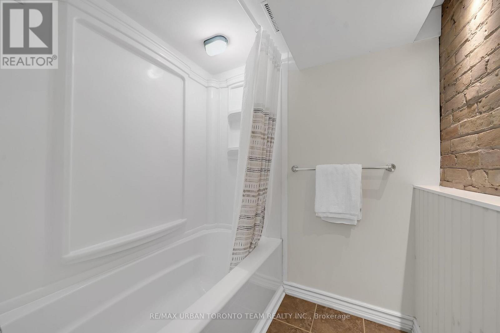 57.5 Sumach Street, Toronto, Ontario  M5A 3J6 - Photo 28 - C12552604