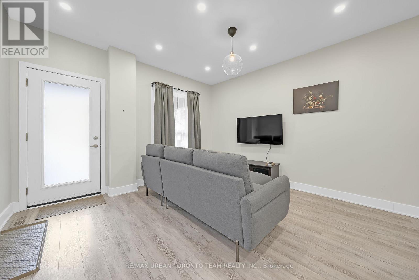 57.5 Sumach Street, Toronto, Ontario  M5A 3J6 - Photo 4 - C12552604