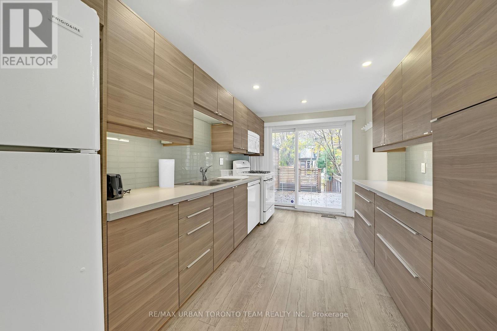 57.5 Sumach Street, Toronto, Ontario  M5A 3J6 - Photo 8 - C12552604