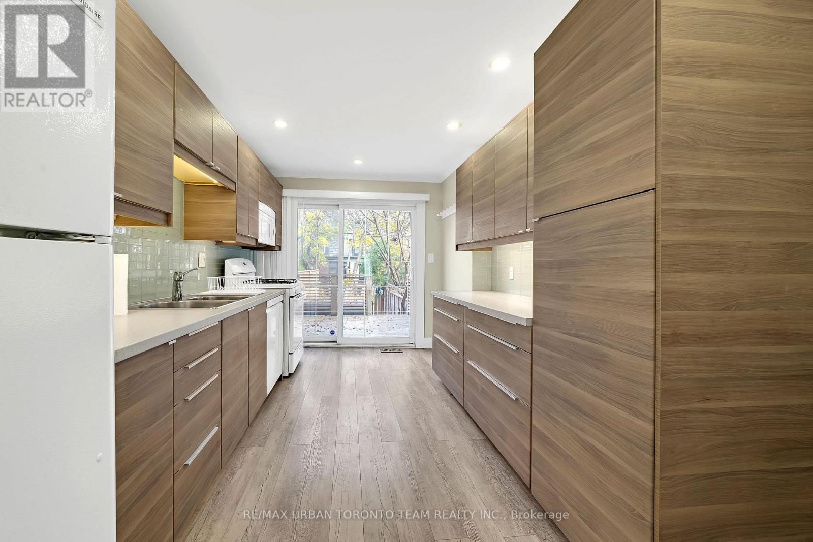 57.5 Sumach Street, Toronto, Ontario  M5A 3J6 - Photo 9 - C12552604