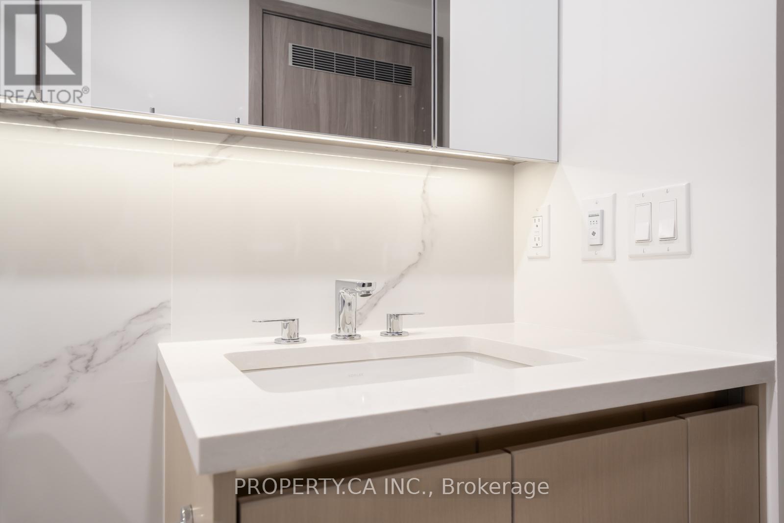 4507 - 23 Spadina Avenue, Toronto, Ontario  M5V 3M5 - Photo 22 - C12552624