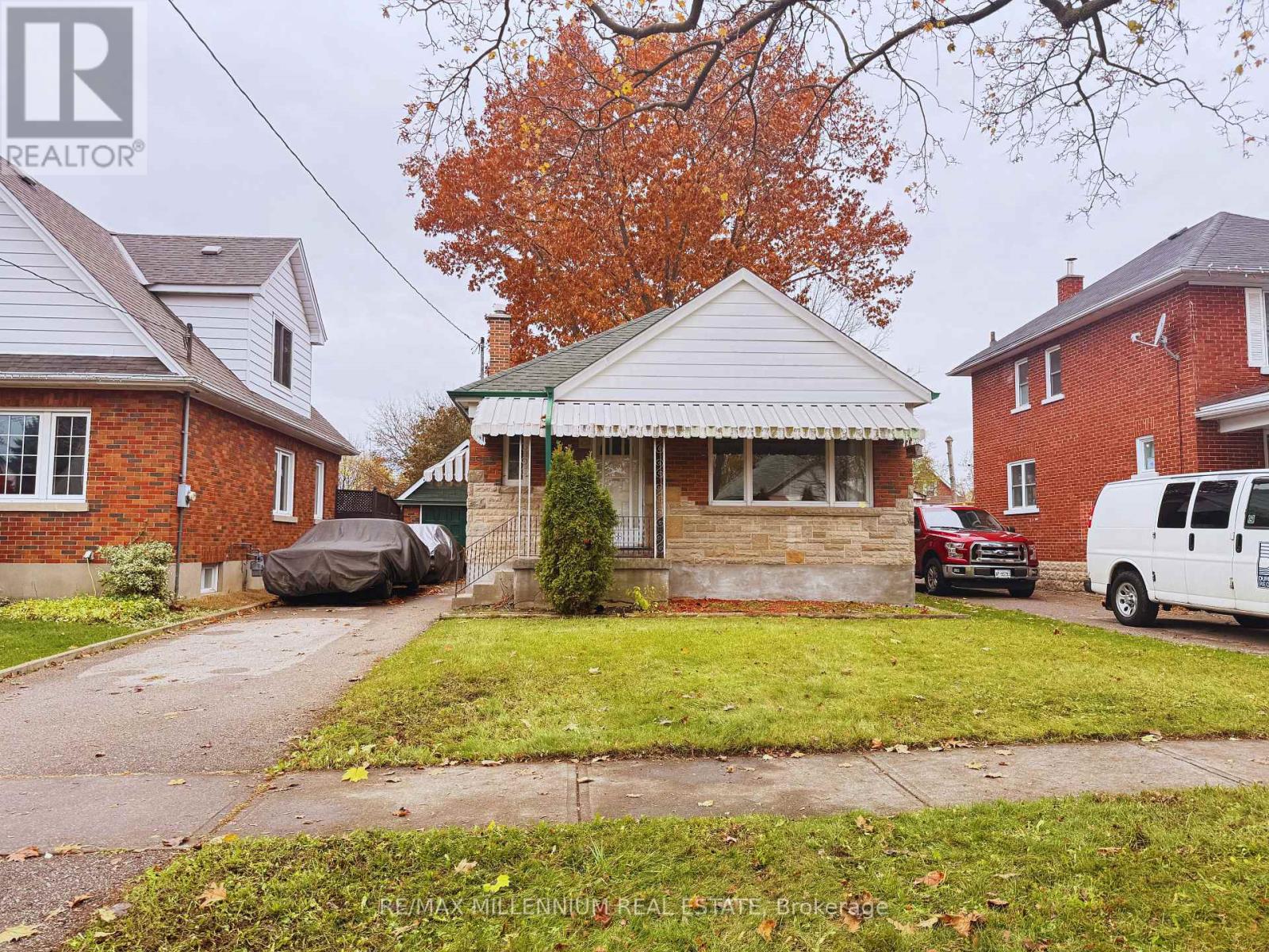 94 Cadillac Avenue S, Oshawa, Ontario L1H 5Z2 - Photo 2 - E12552518