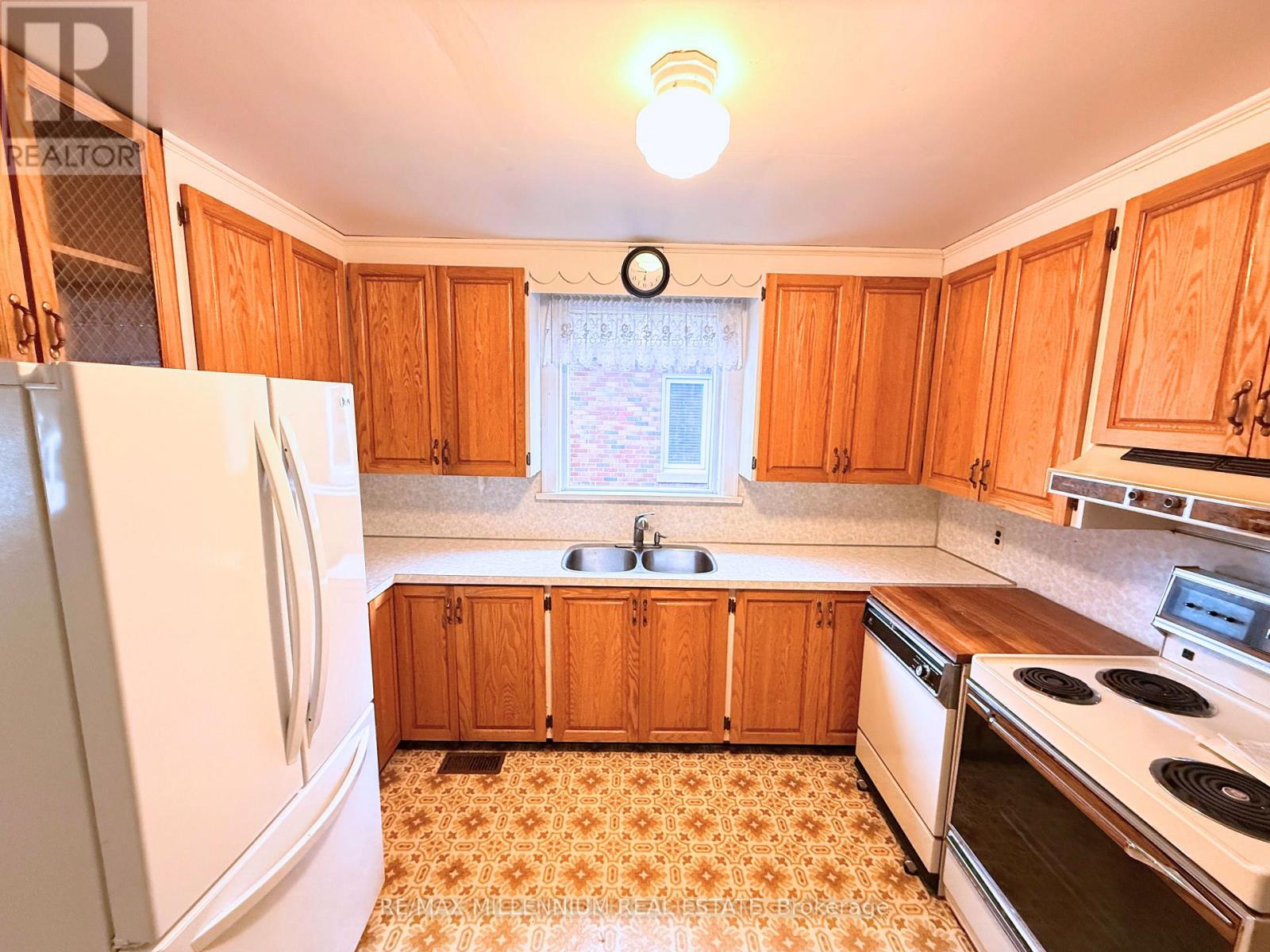 94 Cadillac Avenue S, Oshawa, Ontario L1H 5Z2 - Photo 5 - E12552518