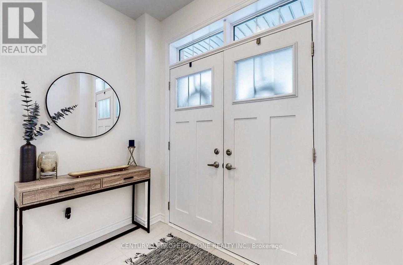 31 Sutcliffe Drive, Whitby, Ontario  L1R 0R2 - Photo 3 - E12552618