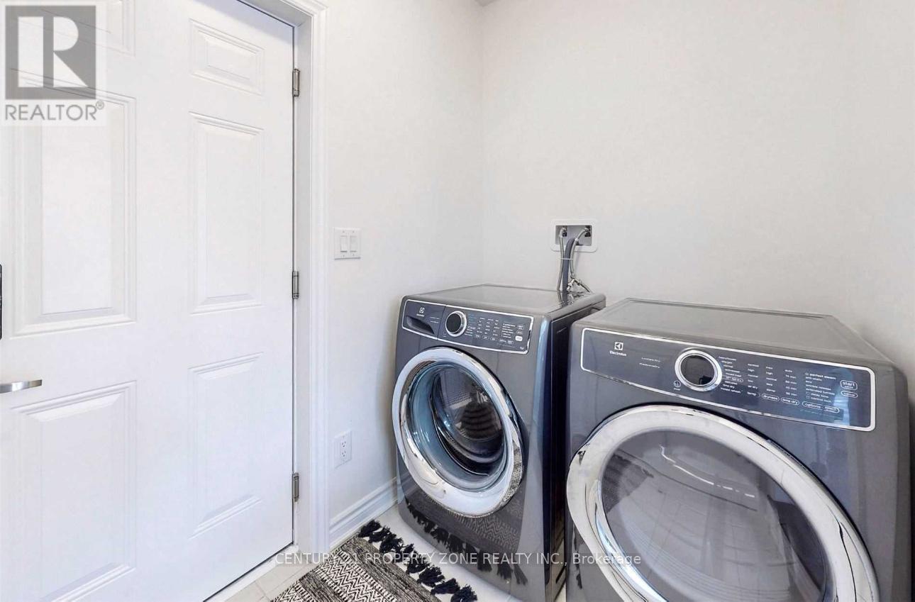 31 Sutcliffe Drive, Whitby, Ontario  L1R 0R2 - Photo 8 - E12552618