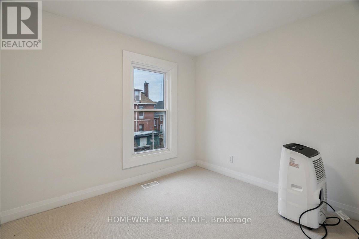 20 Greenaway Avenue, Hamilton, Ontario  L8L 6C4 - Photo 18 - X12551022