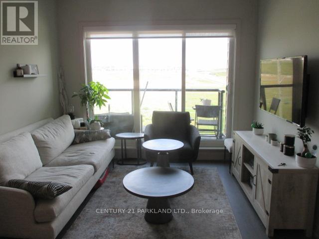 438 - 555 William Graham Drive W, Aurora, Ontario  L4G 3H9 - Photo 2 - N12552488