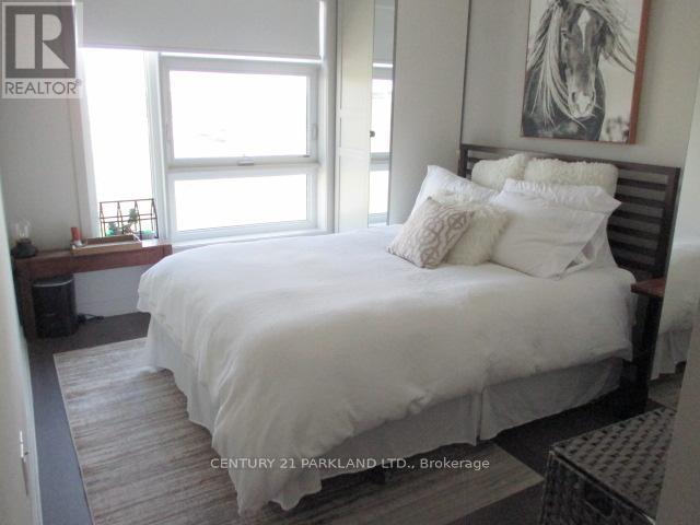 438 - 555 William Graham Drive W, Aurora, Ontario  L4G 3H9 - Photo 4 - N12552488