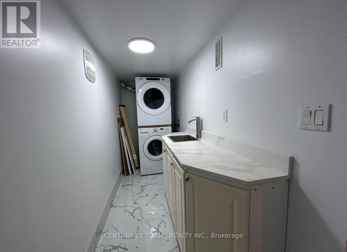 56 Colonel Marr Road, Markham, Ontario  L3R 9E2 - Photo 7 - N12552580