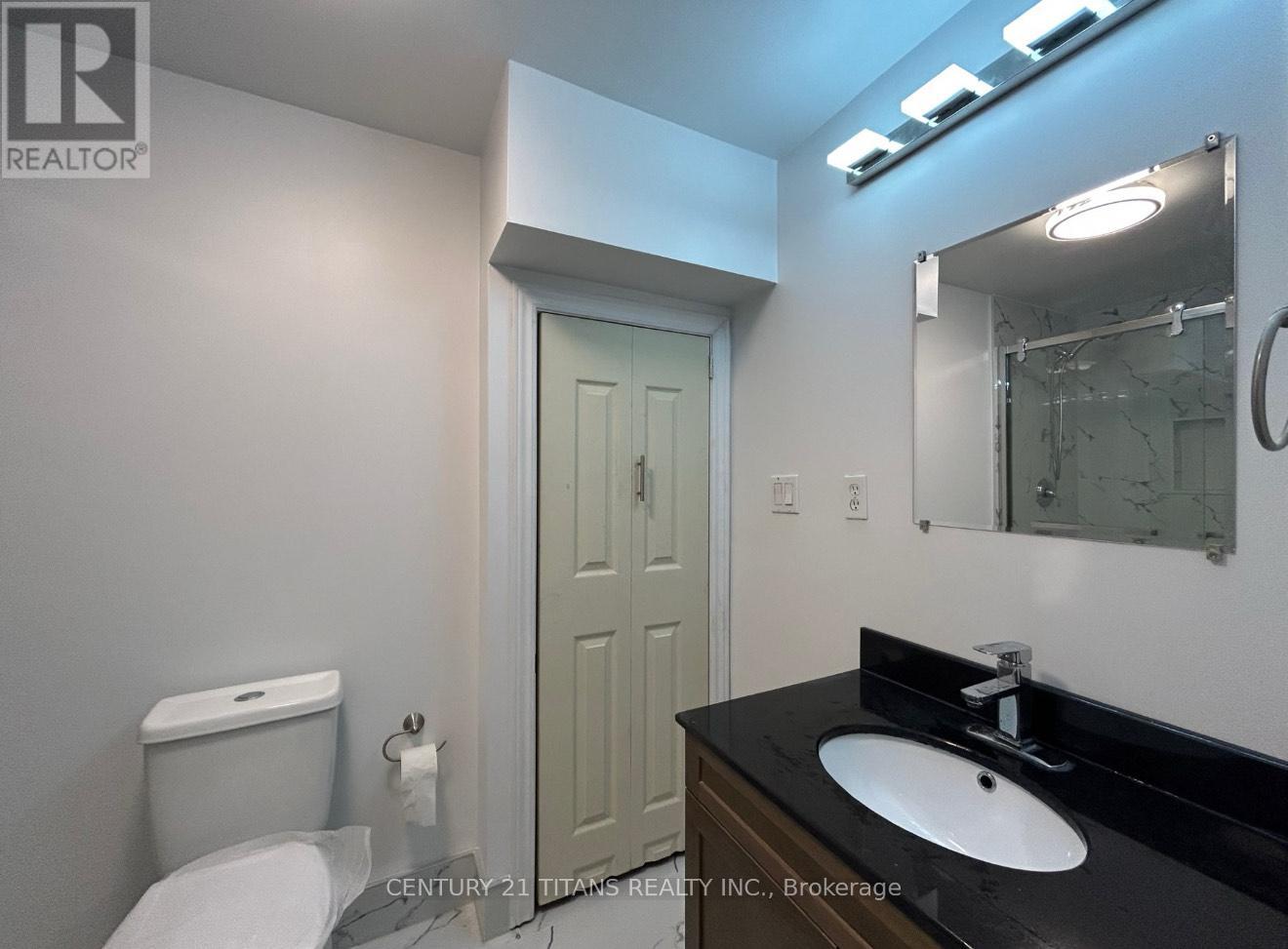 56 Colonel Marr Road, Markham, Ontario  L3R 9E2 - Photo 8 - N12552580