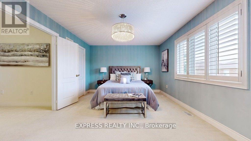 164 Mavrinac Boulevard, Aurora, Ontario  L4G 0G6 - Photo 25 - N12552596