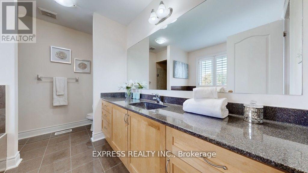 164 Mavrinac Boulevard, Aurora, Ontario  L4G 0G6 - Photo 27 - N12552596