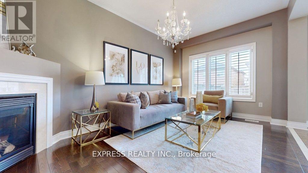 164 Mavrinac Boulevard, Aurora, Ontario  L4G 0G6 - Photo 9 - N12552596