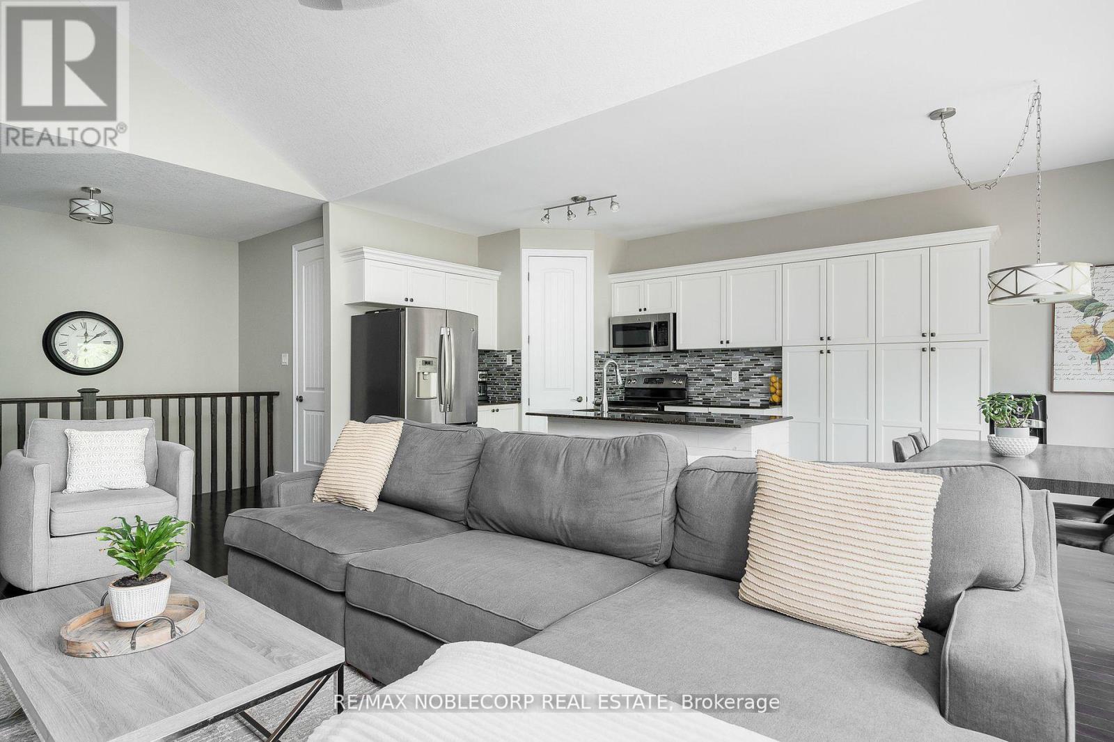 22 Hughes Street, Collingwood, Ontario  L9Y 3Z1 - Photo 14 - S12552626