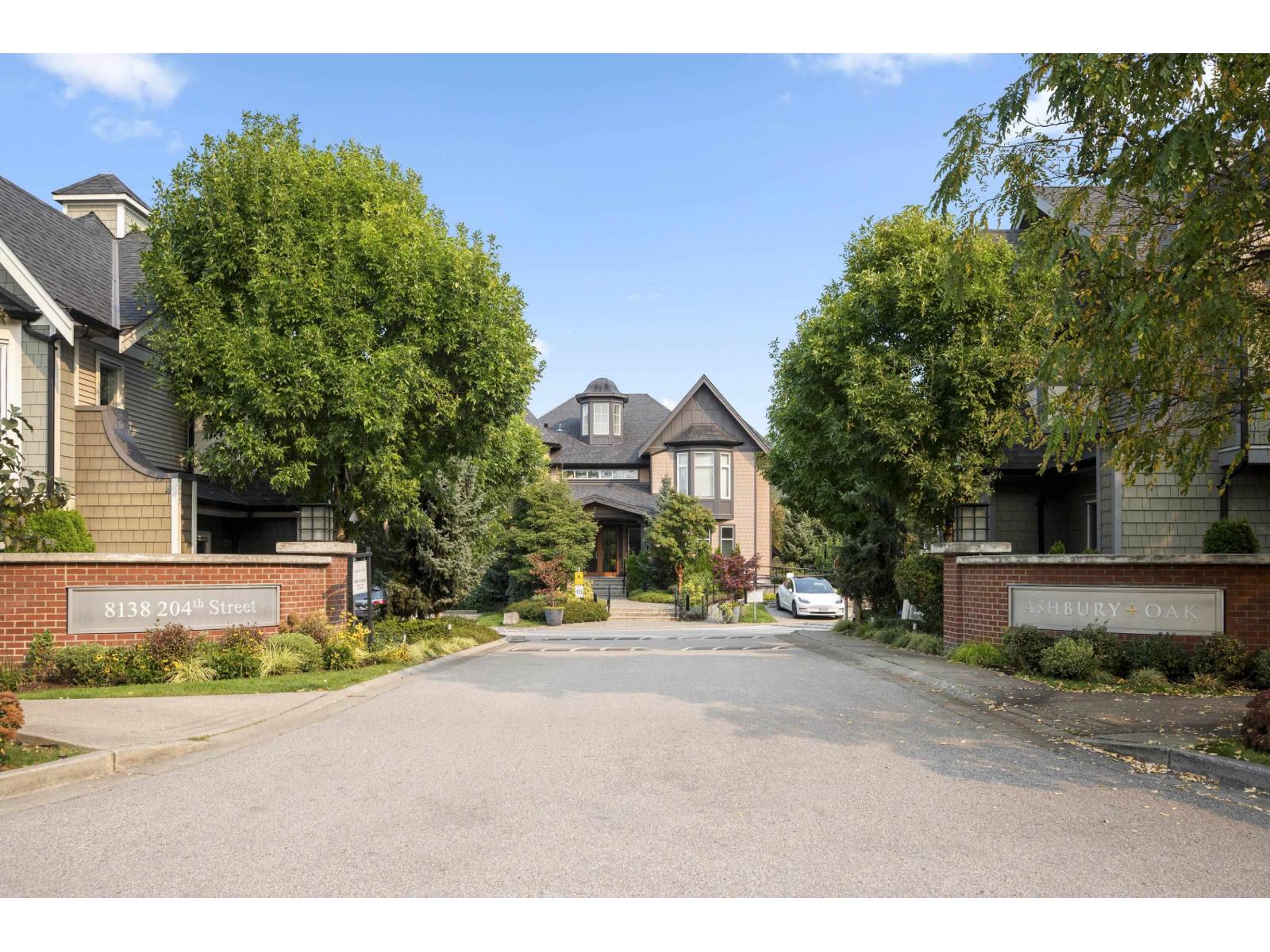 135 8138 204 STREET, Langley, British Columbia