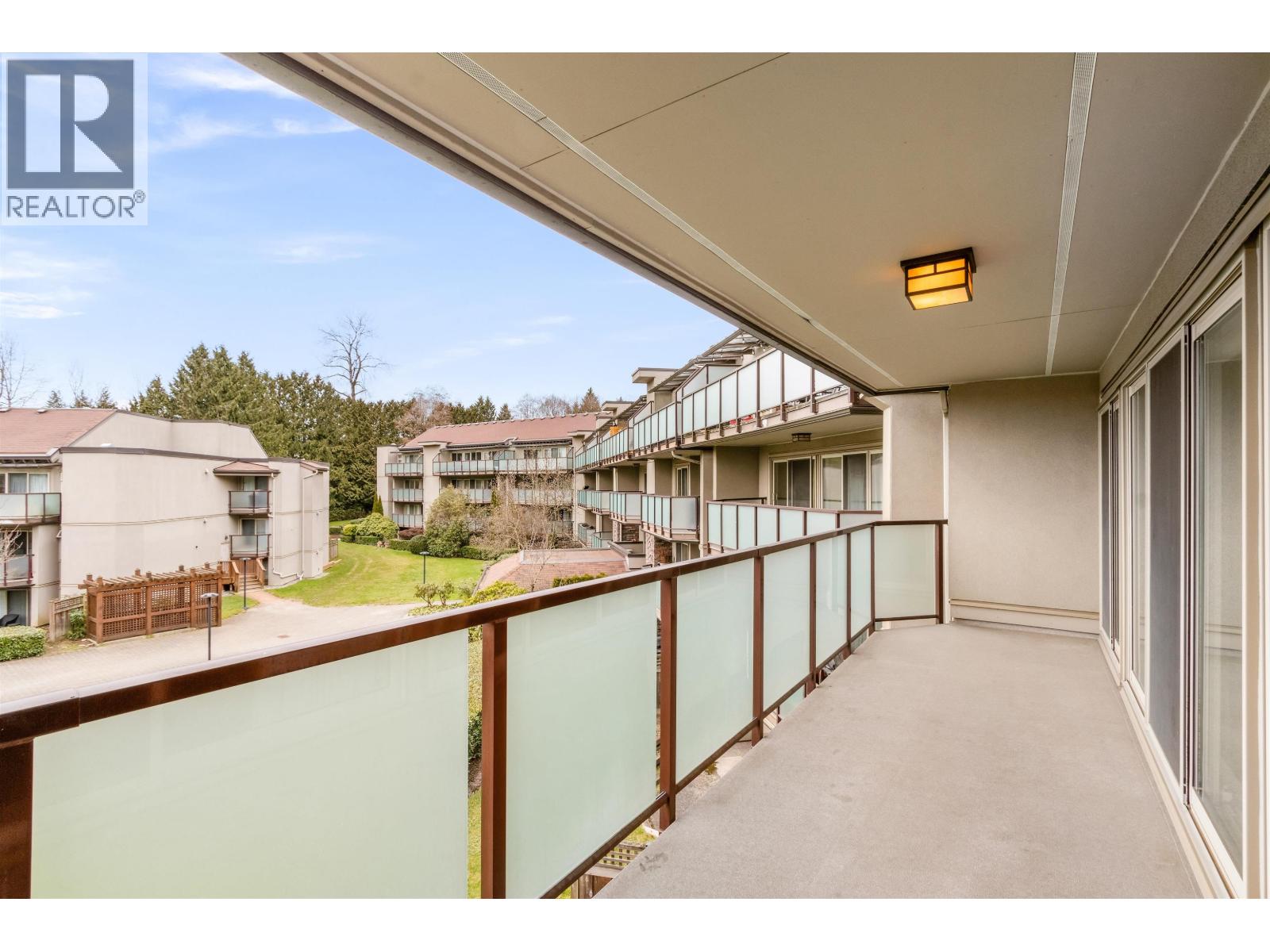 324 4373 Halifax Street, Burnaby, British Columbia  V5C 5Z2 - Photo 4 - R3067914