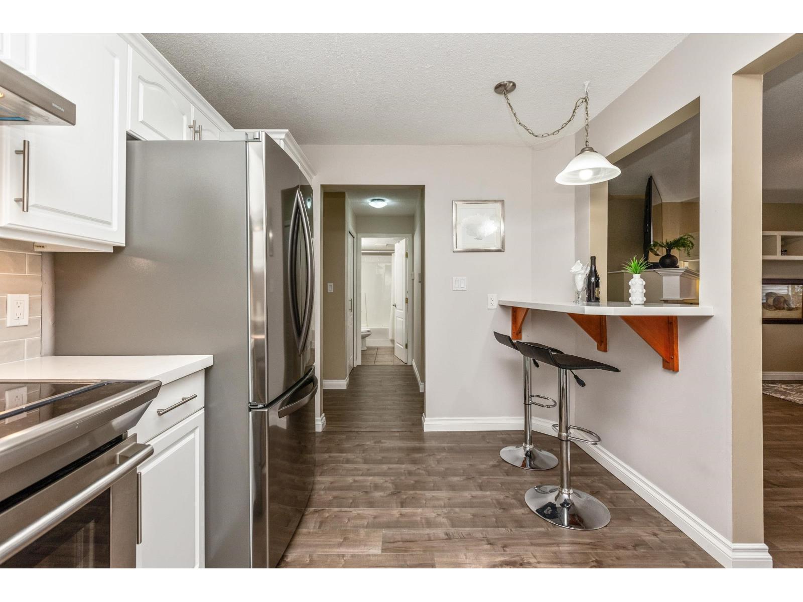 103 17740 58a Avenue, Surrey, British Columbia  V3S 8M5 - Photo 6 - R3067831