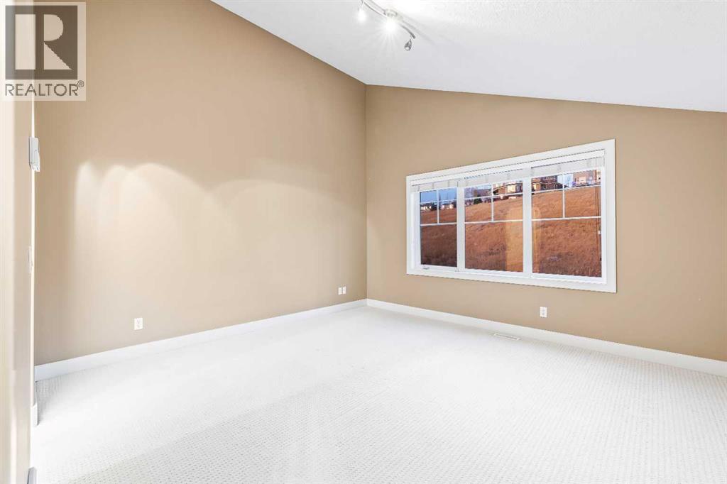 402, 10 Discovery Ridge Hill Sw, Calgary, Alberta  T3H 5X2 - Photo 18 - A2270328