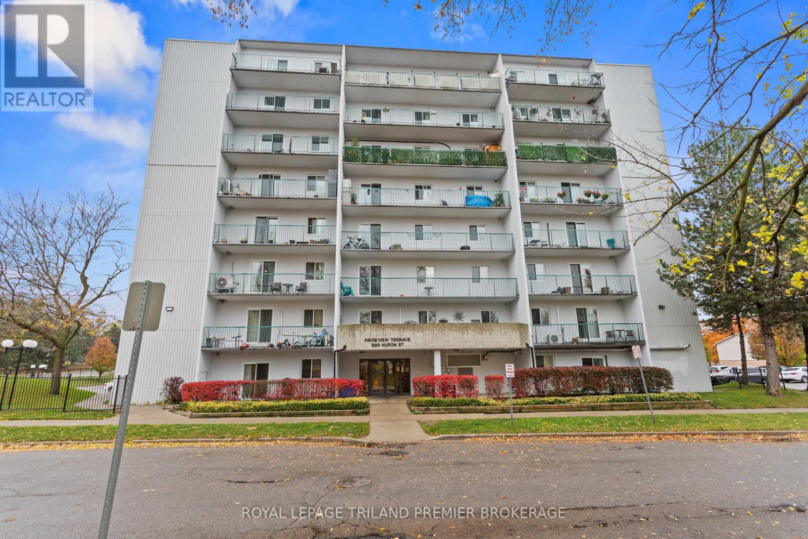406 - 986 Huron Street, London East, Ontario  N5Y 5E4 - Photo 1 - X12552640