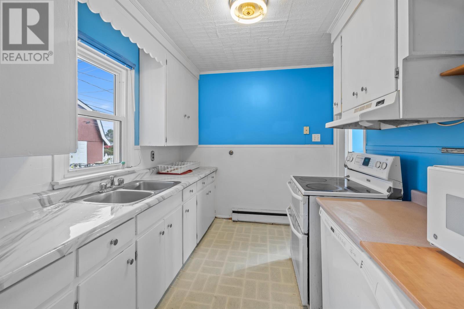 157 Linden Avenue, Summerside, Prince Edward Island  C1N 2J9 - Photo 21 - 202528126