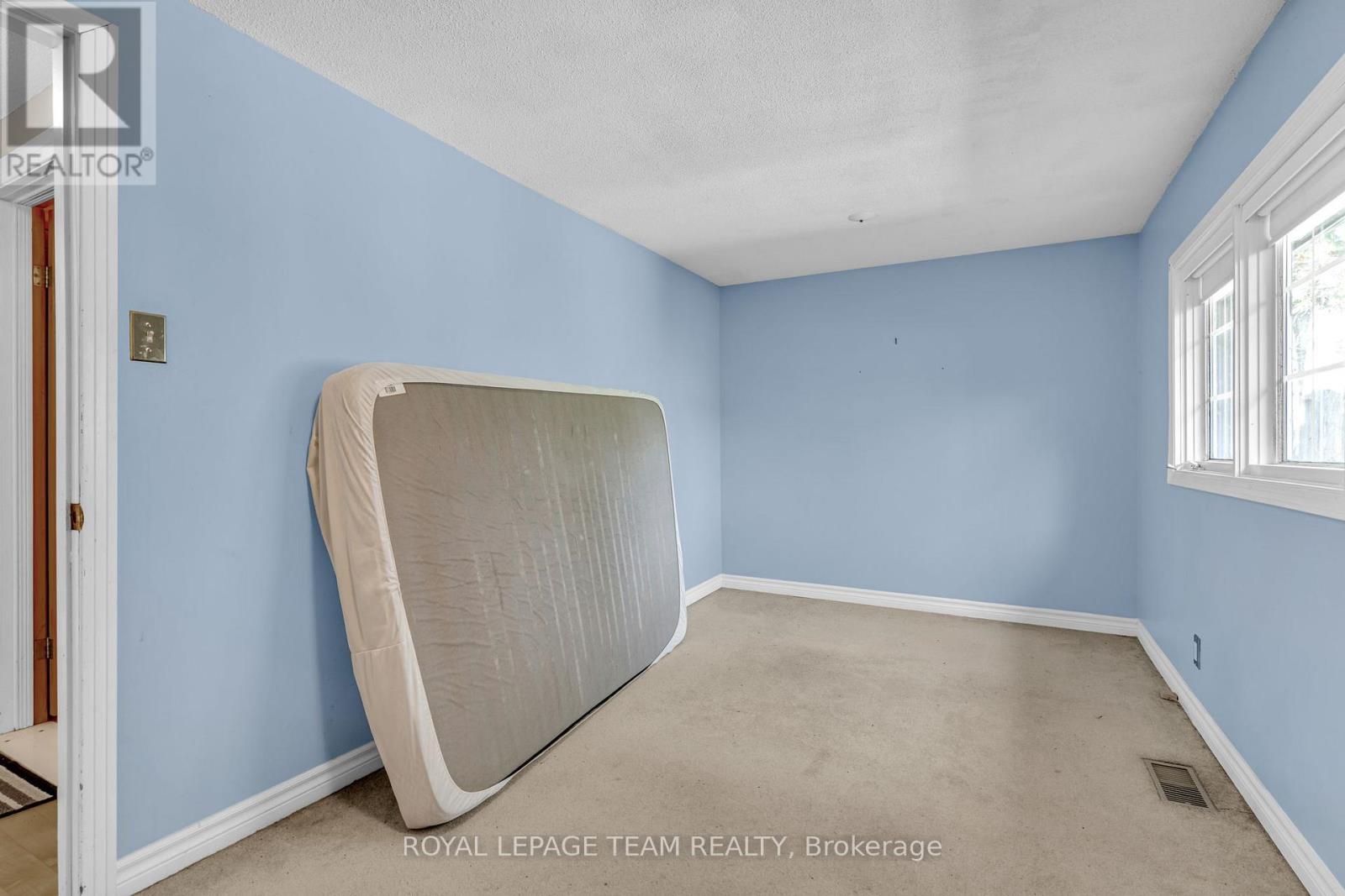 2322 Summerside Drive, Ottawa, Ontario  K4M 1B4 - Photo 21 - X12552670