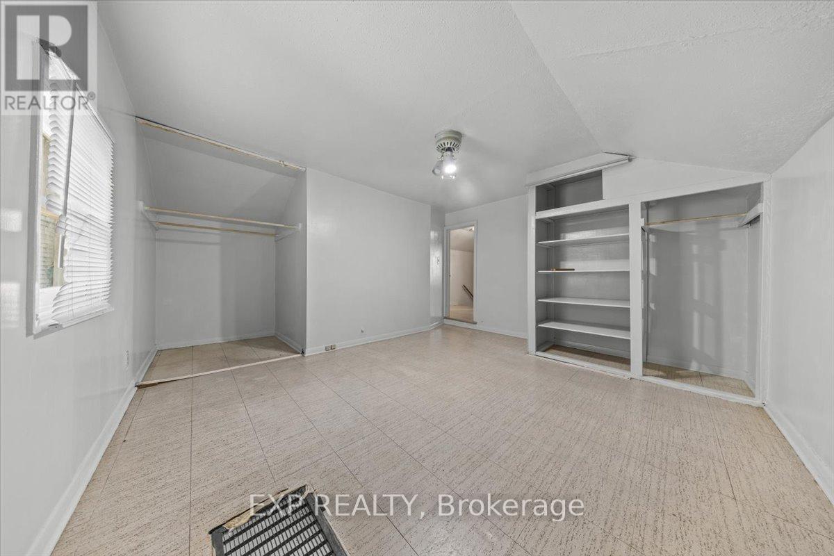 198 Hinchey Avenue, Ottawa, Ontario K1Y 1L7 - Photo 24 - X12552676