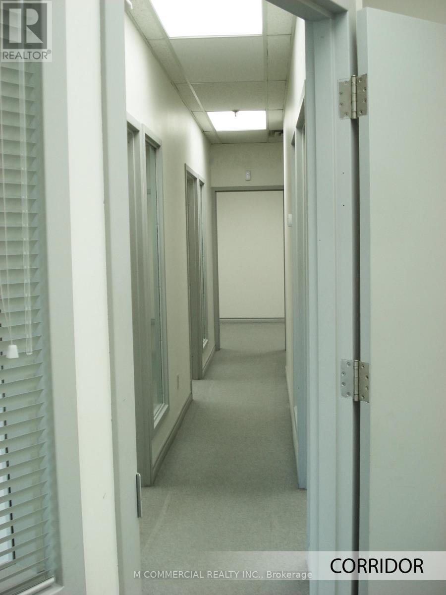 41 - 145 Traders Boulevard E, Mississauga, Ontario  L4Z 3L3 - Photo 3 - W12552486