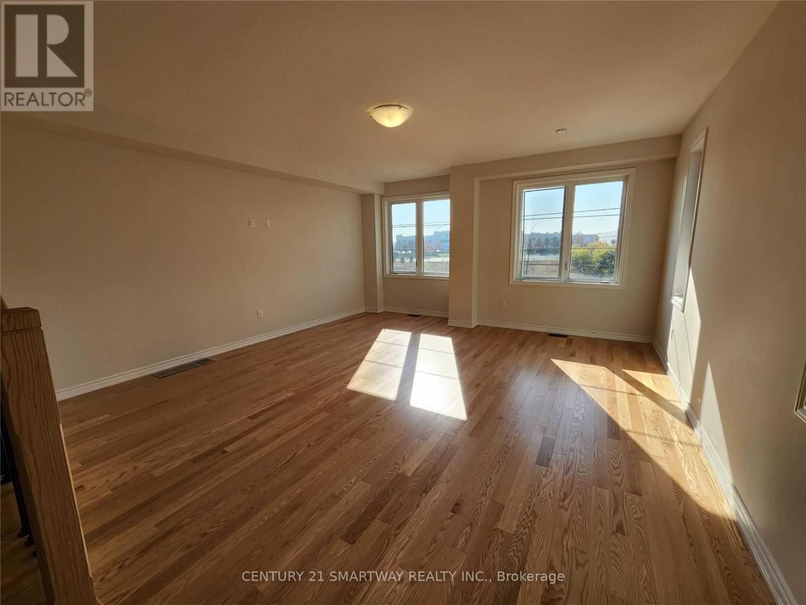 52 Vestry Way, Brampton, Ontario  L6P 4N7 - Photo 8 - W12552494