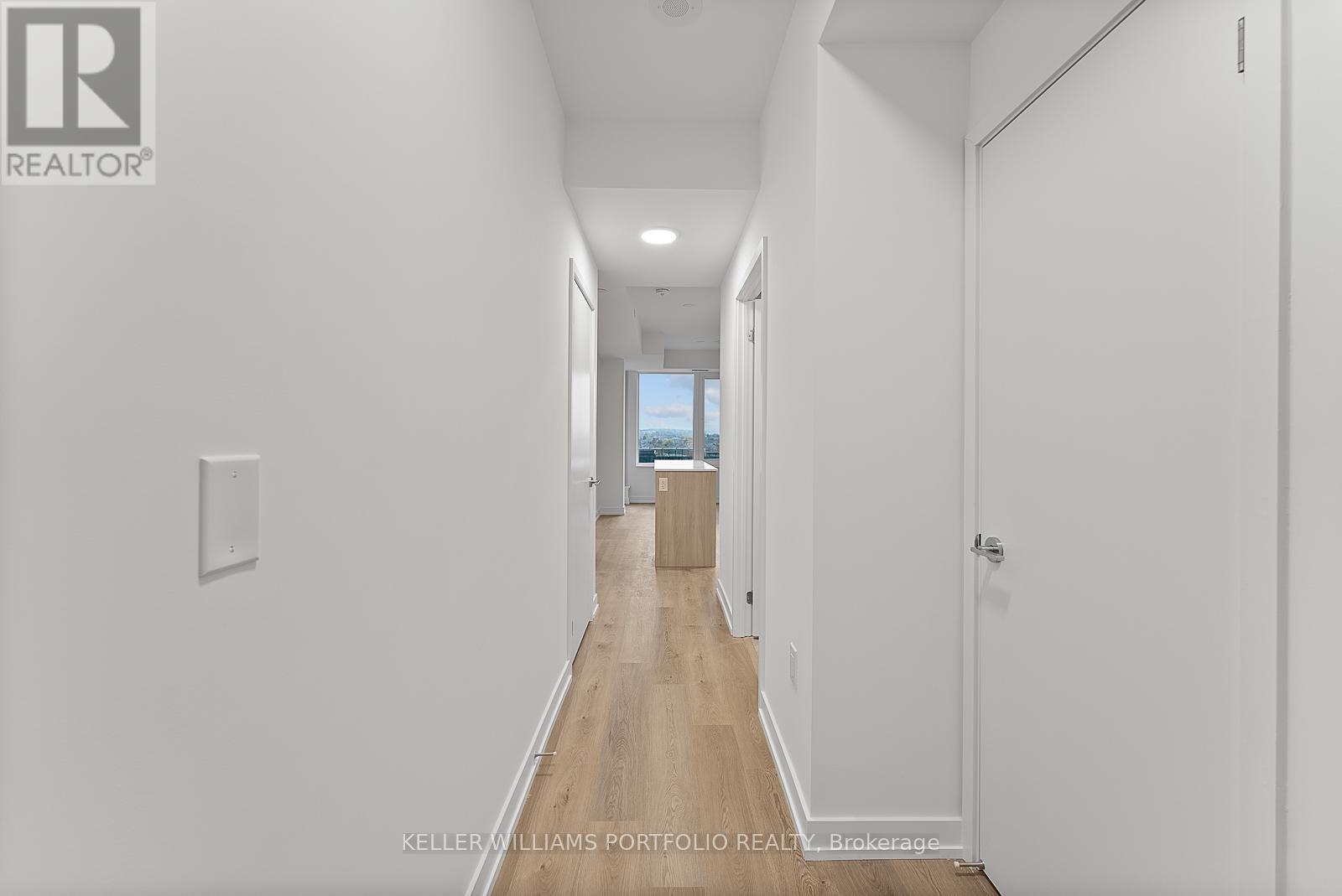 701 - 395 Square One Drive, Mississauga, Ontario  L5B 0P6 - Photo 2 - W12552502