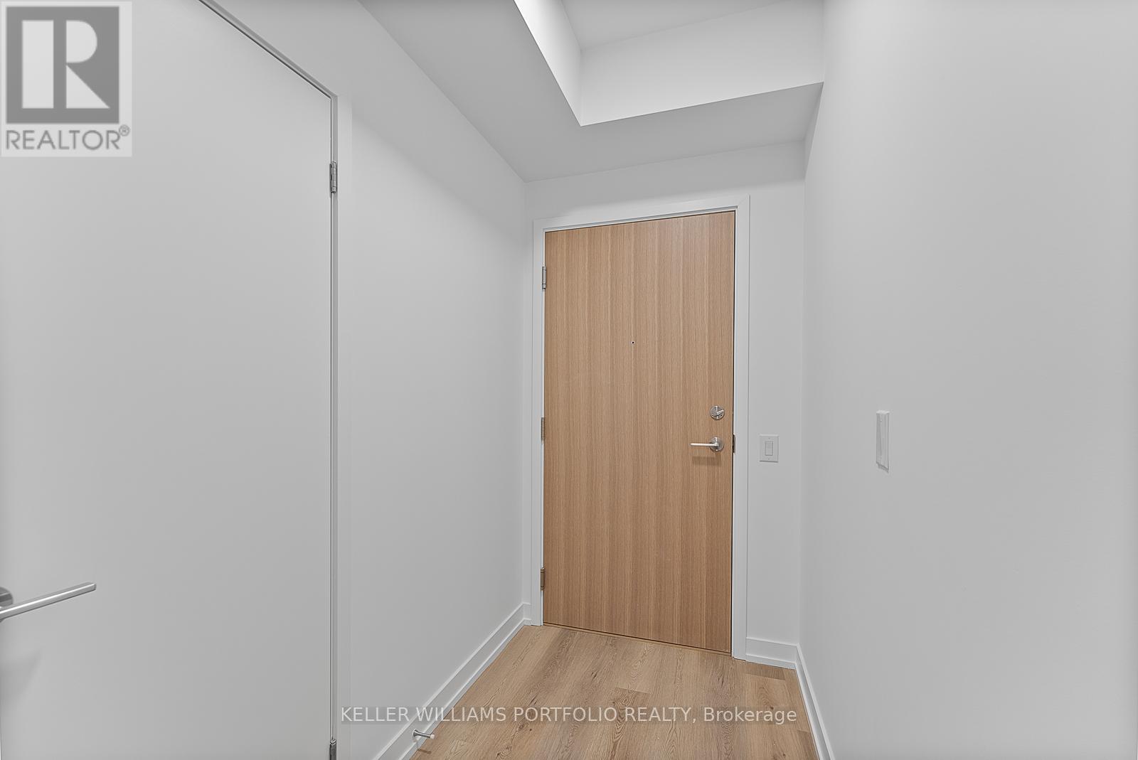 701 - 395 Square One Drive, Mississauga, Ontario  L5B 0P6 - Photo 3 - W12552502