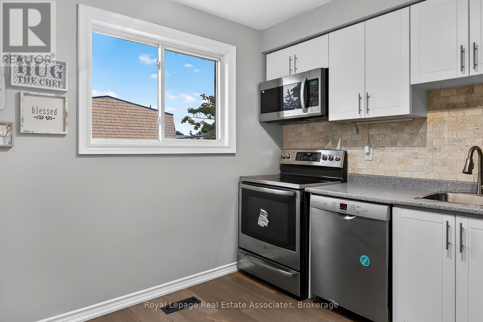 1 - 1536 Sixth Line, Oakville, Ontario  L6H 2P2 - Photo 10 - W12552536