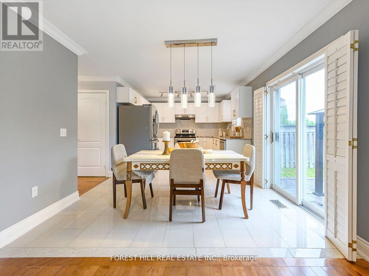 1575 Samuelson Circle, Mississauga, Ontario  L5N 8A2 - Photo 6 - W12552566