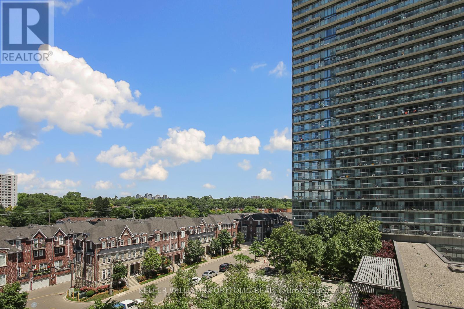 515 - 105 The Queensway Avenue, Toronto, Ontario  M6G 5B5 - Photo 26 - W12552568