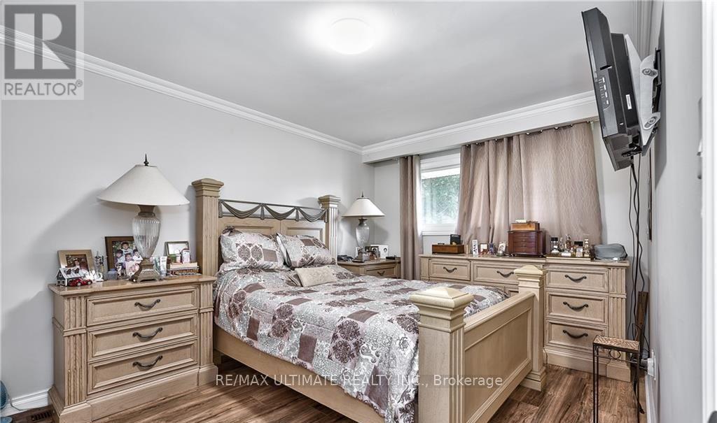 1203 Sixth Line, Oakville, Ontario  L6H 1W8 - Photo 10 - W12552578