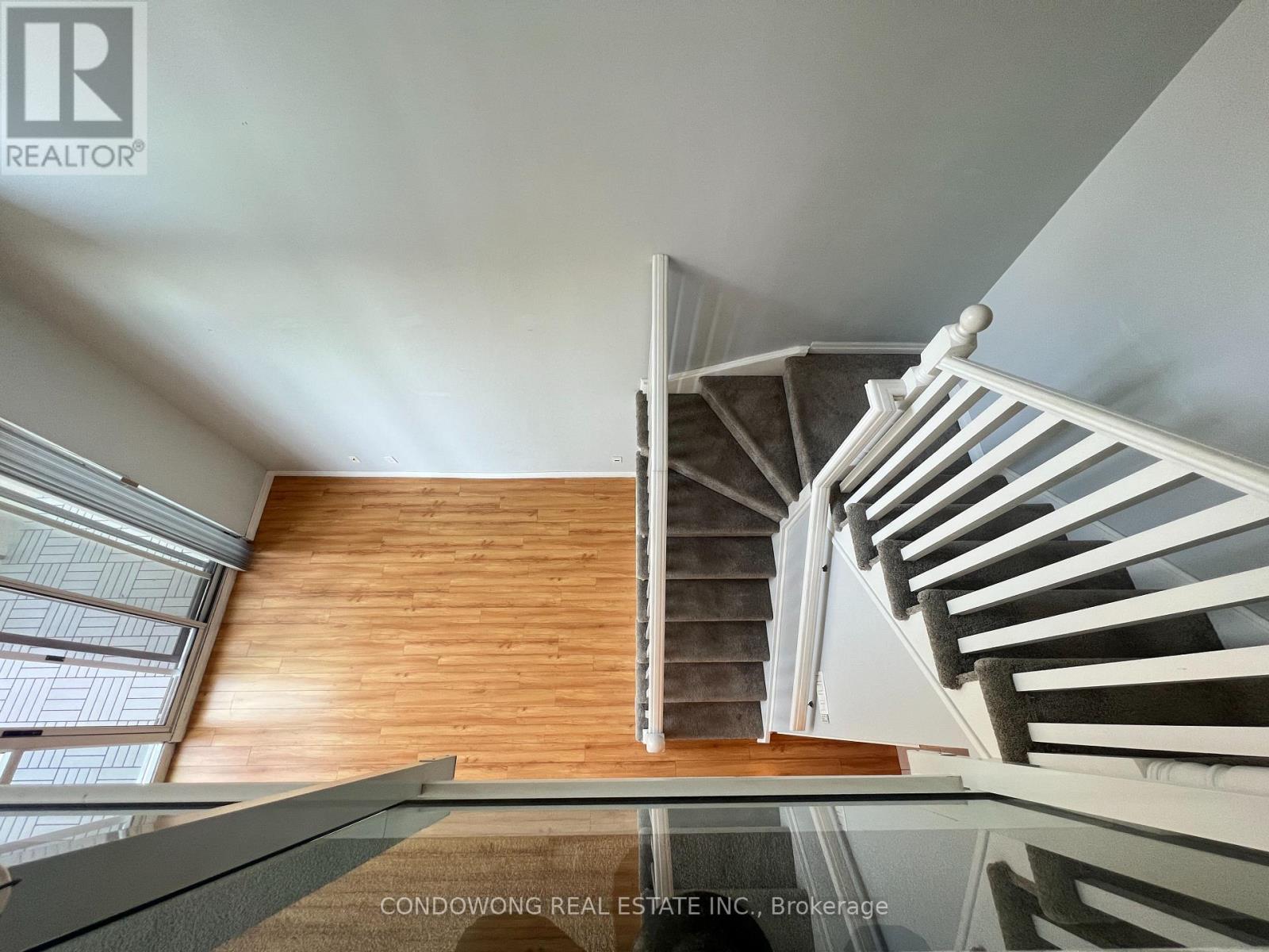 305 - 225 Webb Drive, Mississauga, Ontario  L5B 4P2 - Photo 13 - W12552614