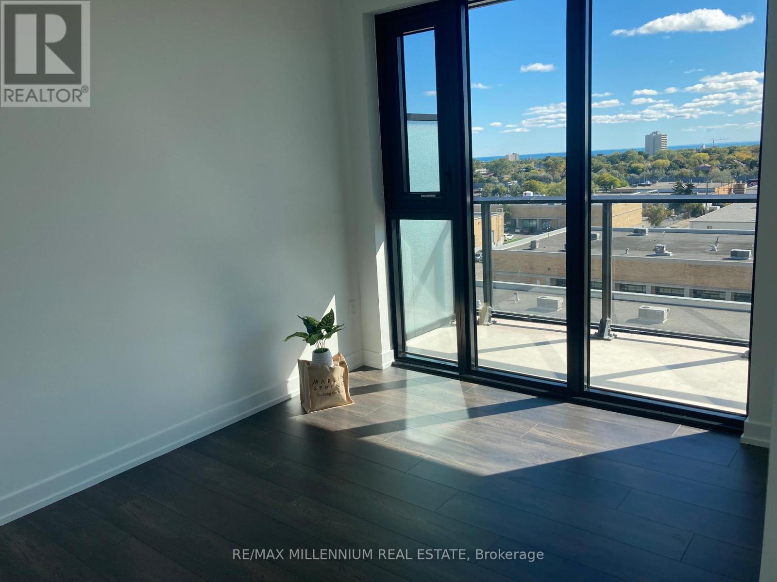 714 - 801 The Queensway, Toronto, Ontario  M8Z 6A8 - Photo 6 - W12552616