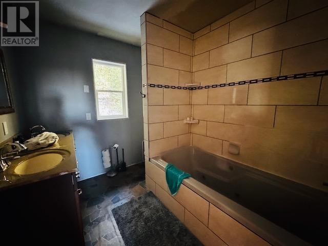 14794 17 Hwy E, Dryden, Ontario P8N 2Y4 - Photo 22 - TB253495