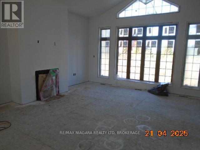 455 Mines Road, Haldimand, Ontario N3W 1X6 - Photo 12 - X12552666