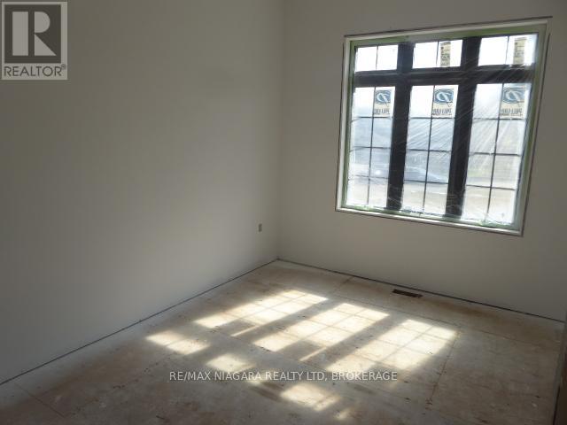 455 Mines Road, Haldimand, Ontario N3W 1X6 - Photo 16 - X12552666