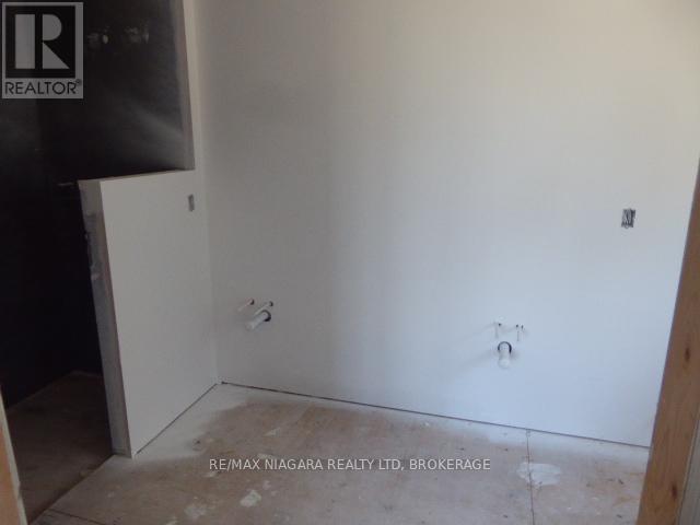 455 Mines Road, Haldimand, Ontario N3W 1X6 - Photo 20 - X12552666