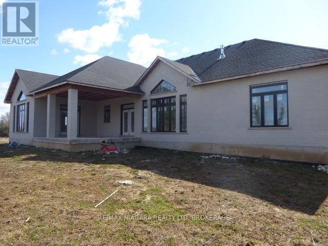 455 Mines Road, Haldimand, Ontario N3W 1X6 - Photo 3 - X12552666