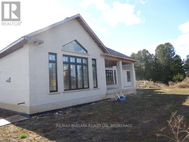 455 Mines Road, Haldimand, Ontario N3W 1X6 - Photo 5 - X12552666