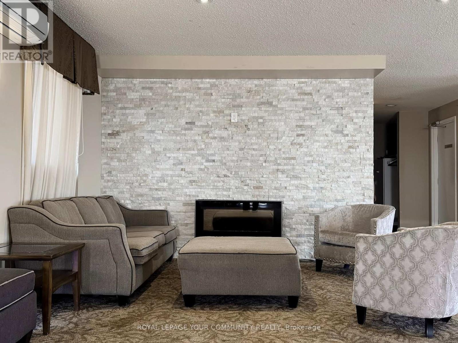 1611 - 61 Markbrook Lane, Toronto, Ontario  M9V 5E7 - Photo 43 - W12479975