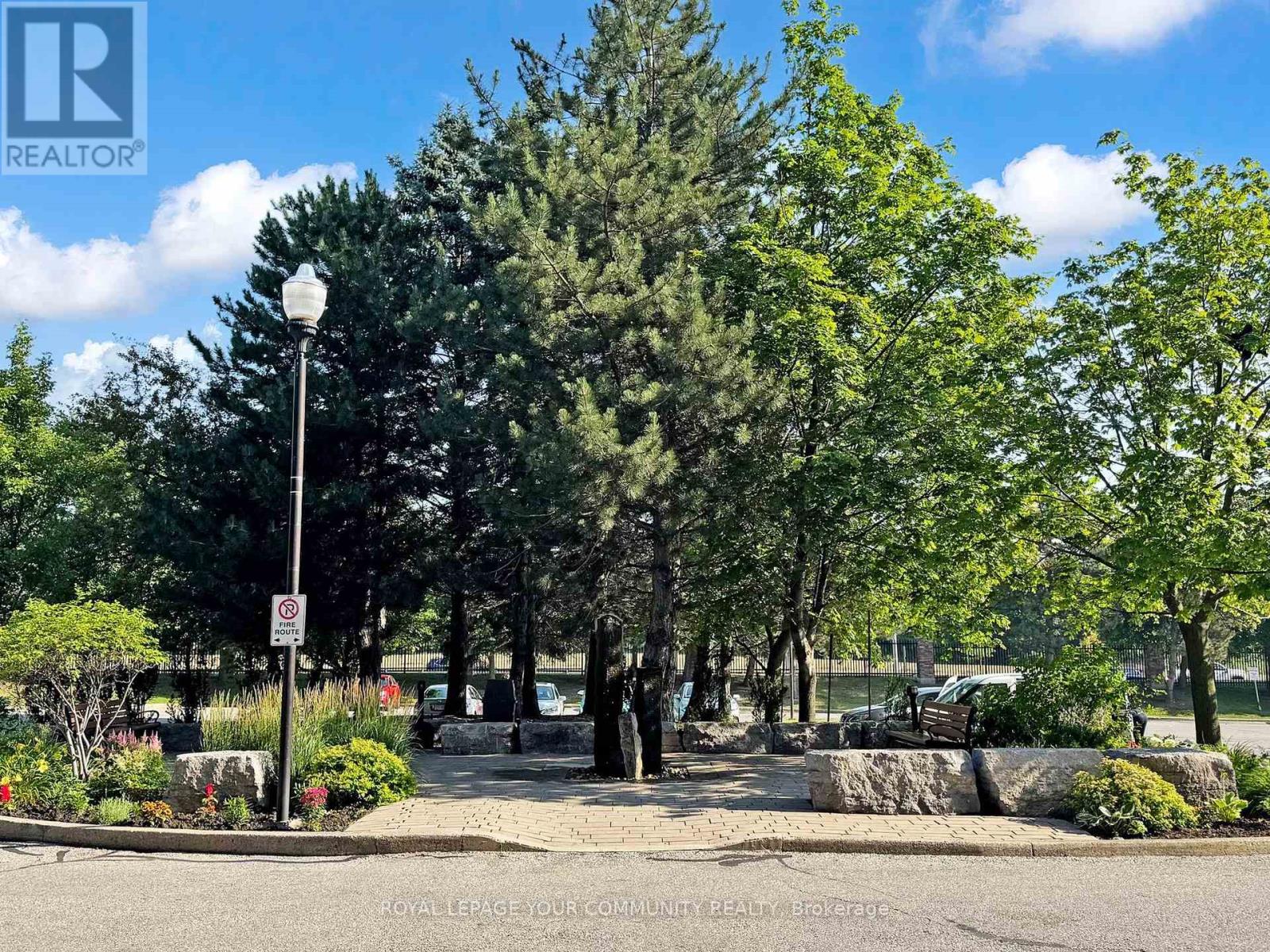 1611 - 61 Markbrook Lane, Toronto, Ontario  M9V 5E7 - Photo 45 - W12479975