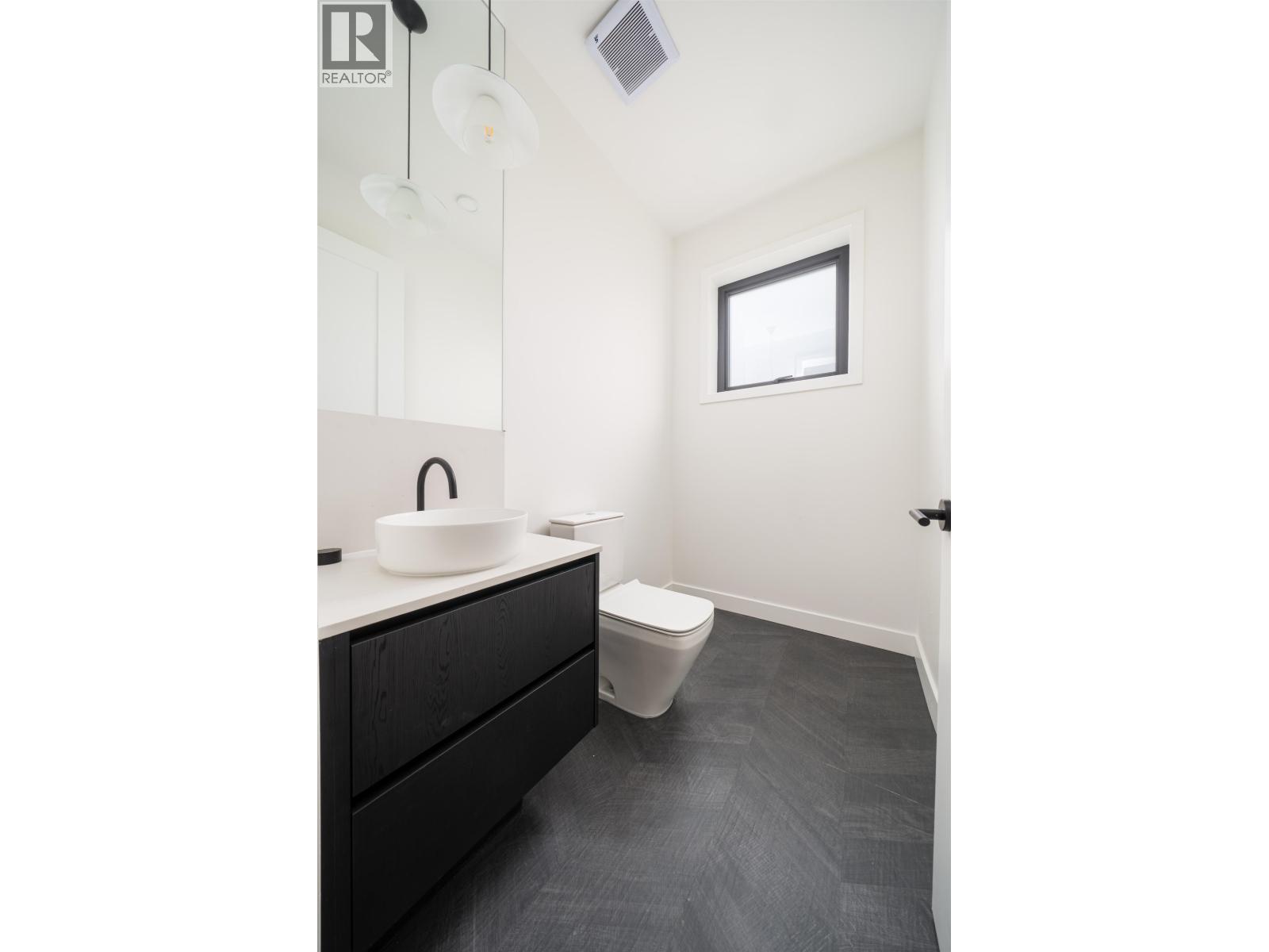 8088 Laurel Street, Vancouver, British Columbia  V6P 3V1 - Photo 7 - R3067960