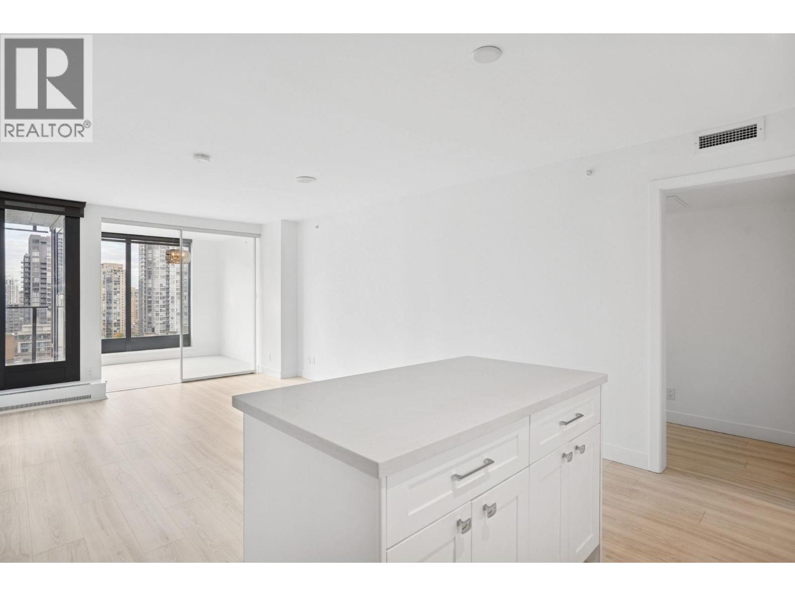 1502 1133 Hornby Street, Vancouver, British Columbia  V6Z 1W1 - Photo 10 - R3067969